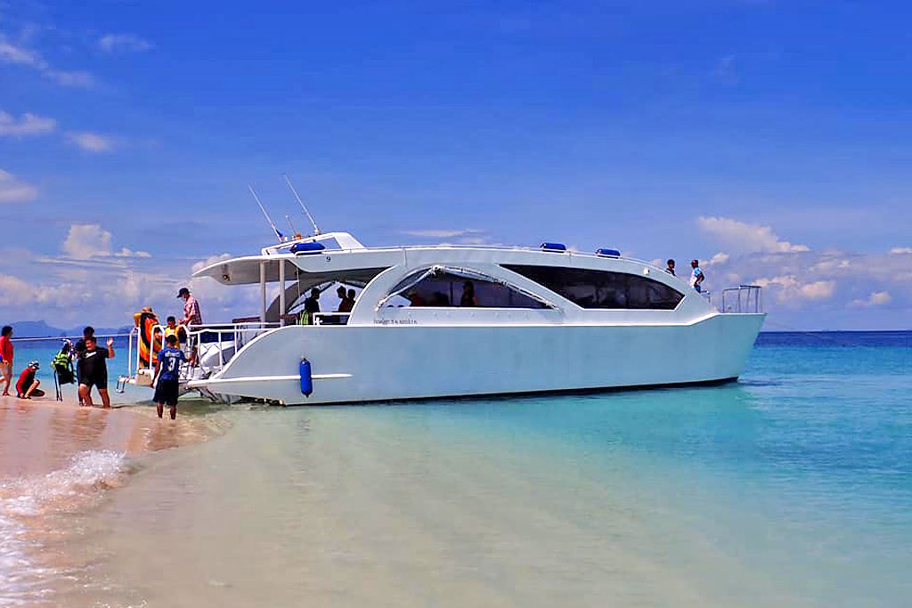 55 ft. Speed Catamaran