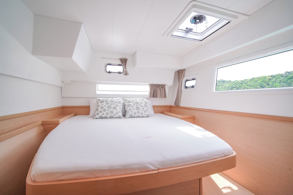 Lagoon 42 Sailing Catamaran
