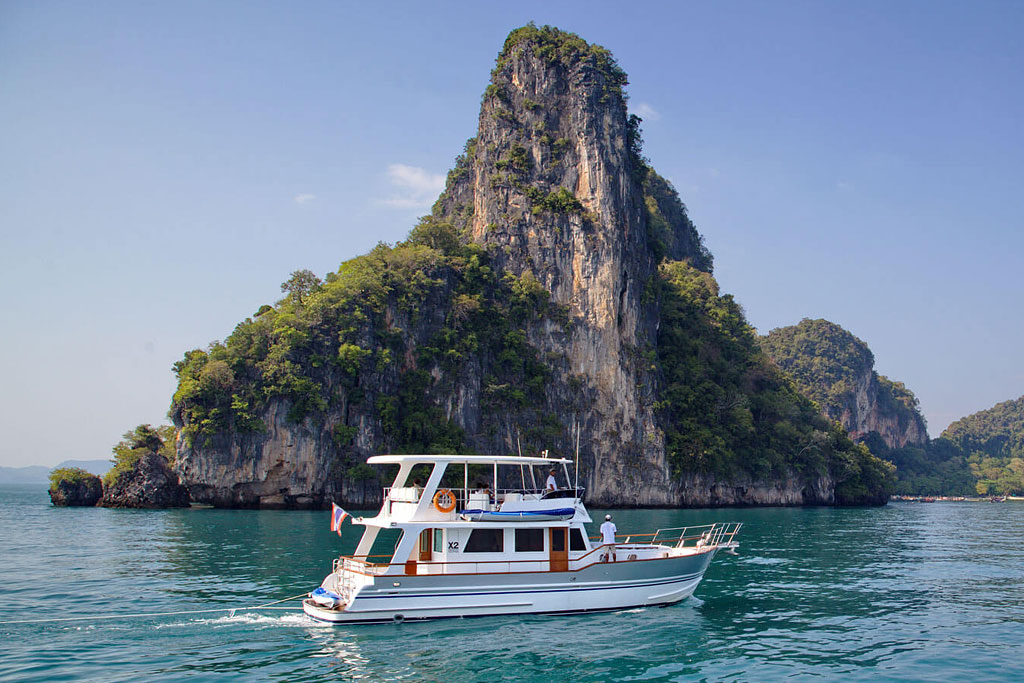 53 ft. Grand Banks Motor Yacht