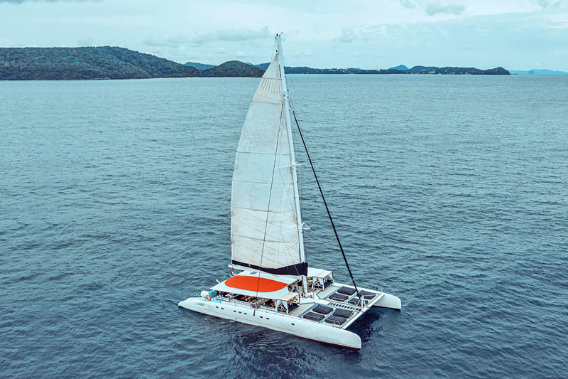 Fountaine Pajot Taiti 75 Saling Catamaran