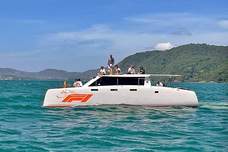 Stealth 42 F1 Power Catamaran